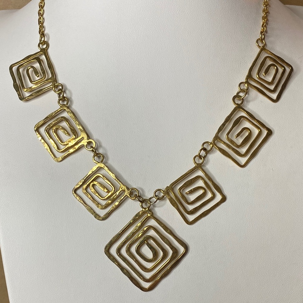 5/$15 Gold Greek square link necklace.